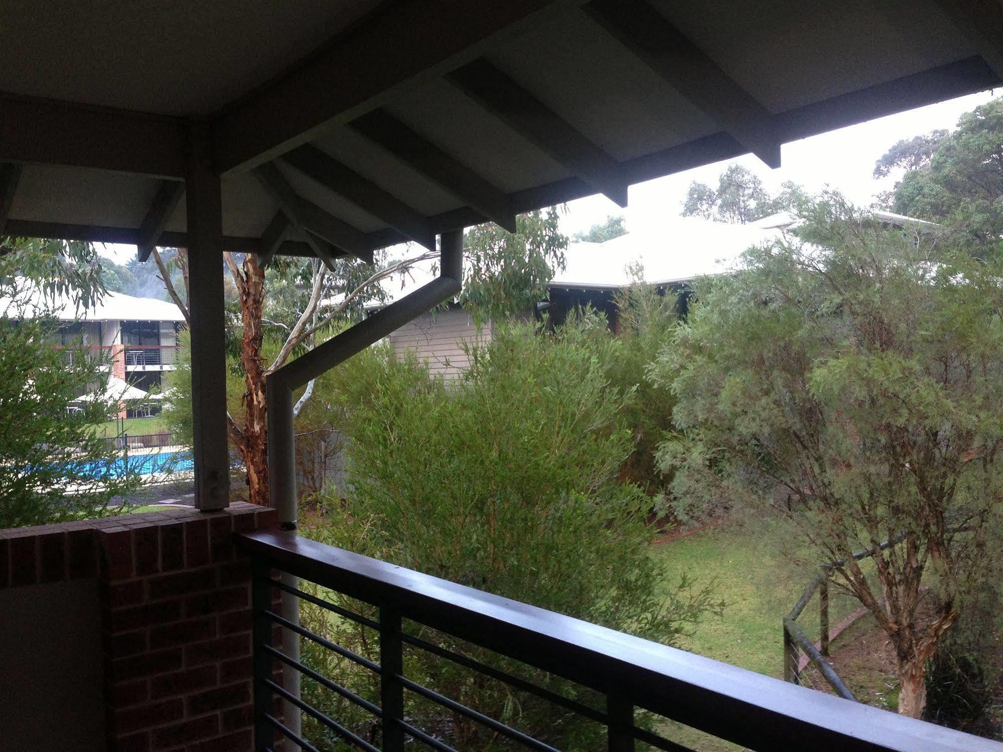 มาร์กาเร็ต อิน ทาวน์ อพาร์ตเมนต์ Aparthotel Margaret River ภายนอก รูปภาพ
