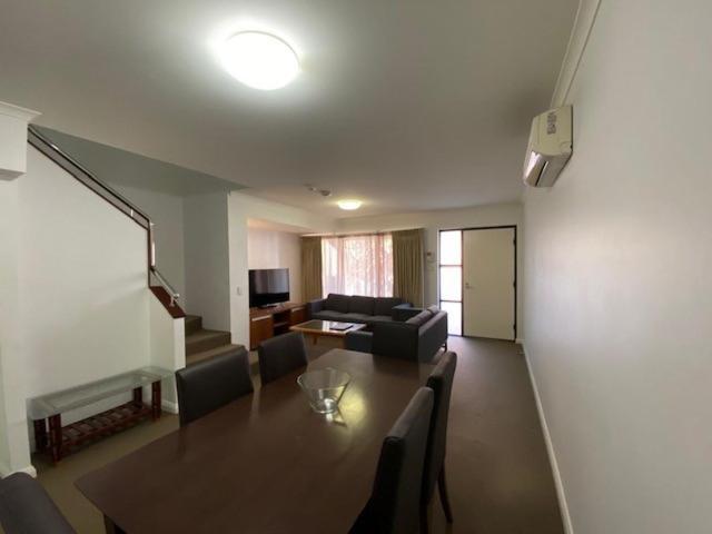 มาร์กาเร็ต อิน ทาวน์ อพาร์ตเมนต์ Aparthotel Margaret River ภายนอก รูปภาพ