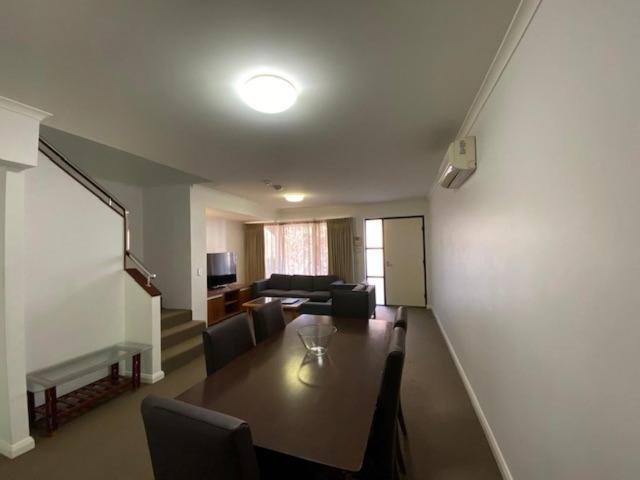 มาร์กาเร็ต อิน ทาวน์ อพาร์ตเมนต์ Aparthotel Margaret River ภายนอก รูปภาพ
